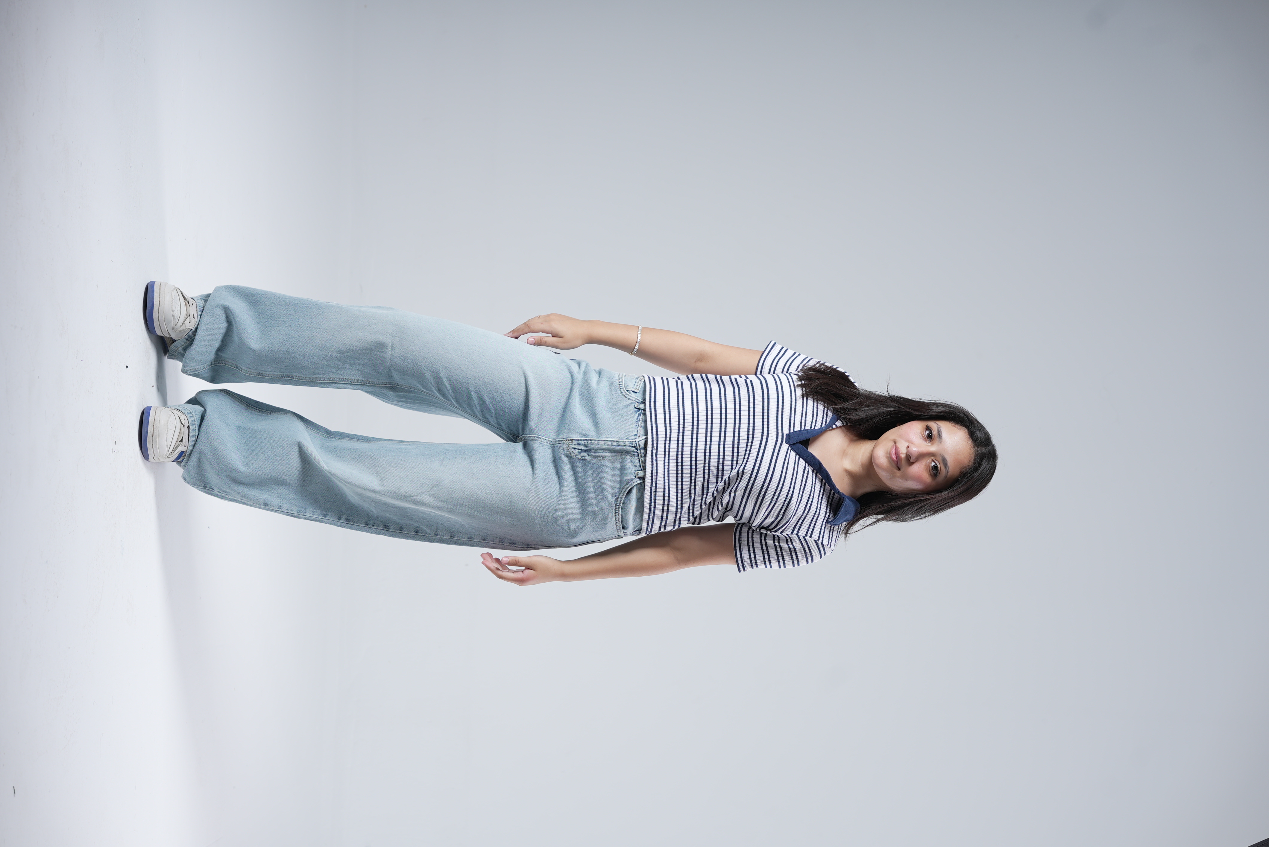 Light Ice Wash Wide Leg Jeans